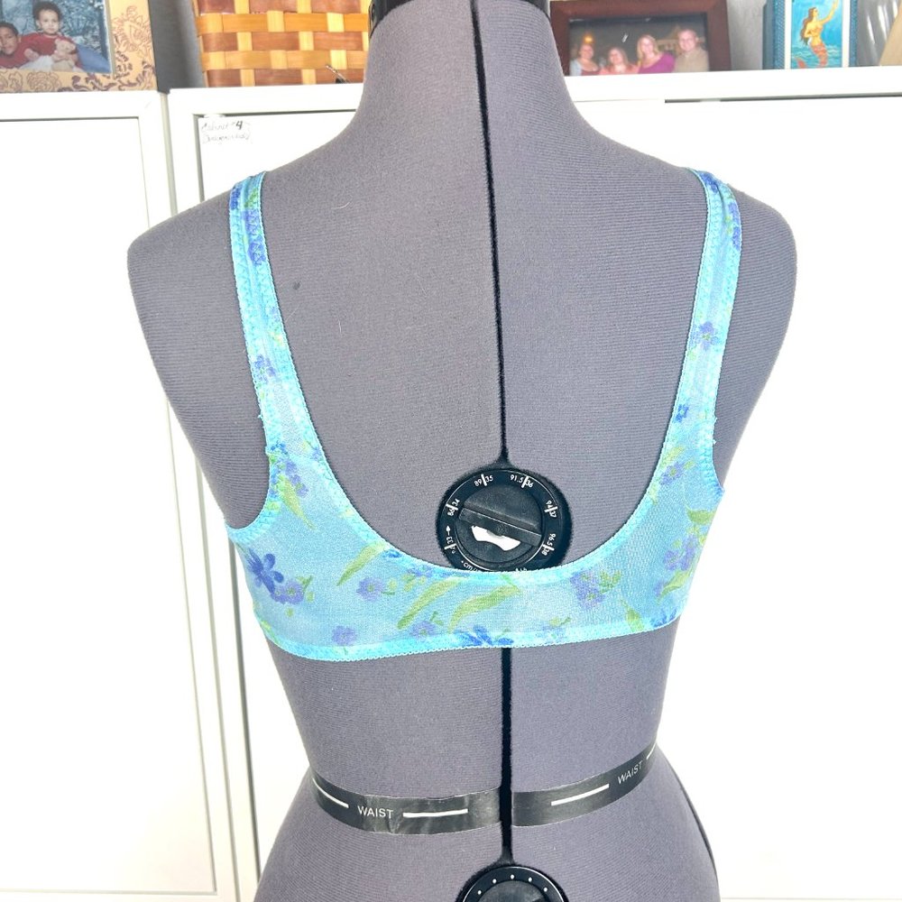 Bali Sheer Front Clasp Bra - Picture 3 of 6